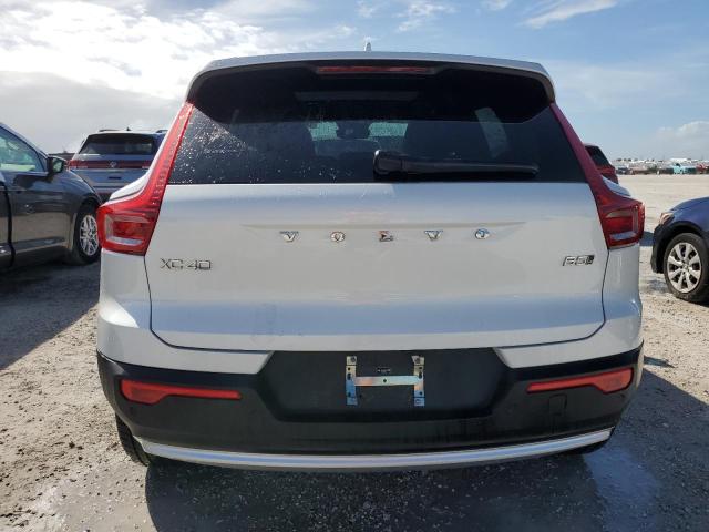 Photo 6 from auction – 2025 VOLVO XC40 CORE with VIN YV4L12UJ0S2472907