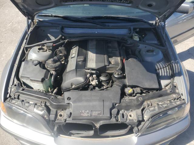 Photo 11 from auction – 2004 BMW 330 I with VIN WBAEV53464KM06004