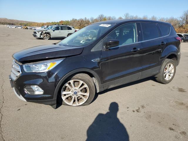 FORD ESCAPE SE 2019 with VIN 1FMCU9GD8KUB84111 - Photo from auction