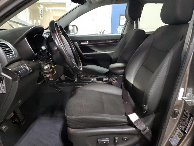 Photo 7 from auction – 2014 KIA SORENTO LX with VIN 5XYKTDA74EG543758