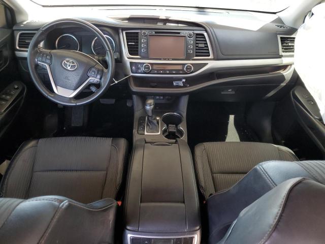 Photo 8 from auction – 2018 TOYOTA HIGHLANDER with VIN 5TDZZRFH2JS285085