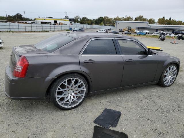 Photo 3 from auction – 2006 CHRYSLER 300C SRT-8 with VIN 2C3LA73W06H215700