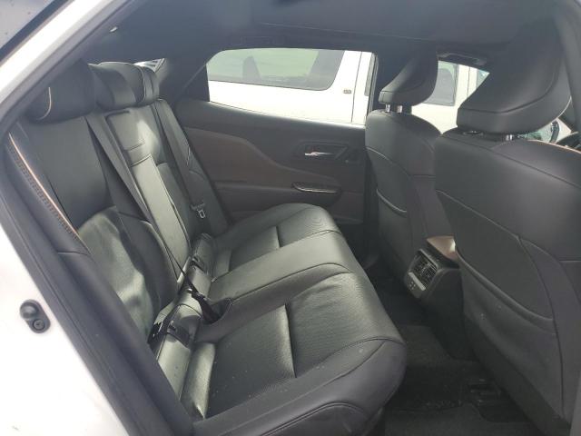 Photo 11 from auction – 2023 TOYOTA CROWN XLE with VIN JTDAAAAF9P3004566