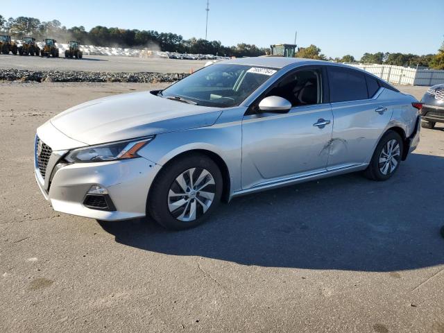 NISSAN ALTIMA S 2019 with VIN 1N4BL4BV4KC134761 - Photo from auction