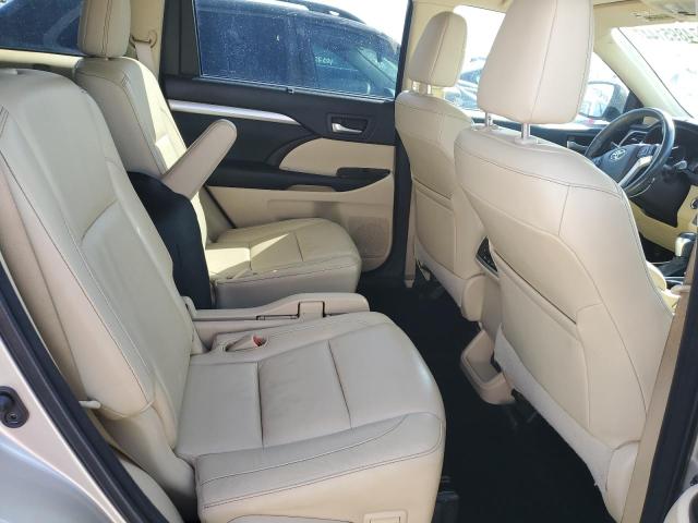 Photo 11 from auction – 2015 TOYOTA HIGHLANDER with VIN 5TDKKRFH0FS104773