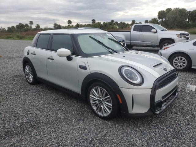 Photo 4 from auction – 2023 MINI COOPER S with VIN WMW53DK03P2T16781