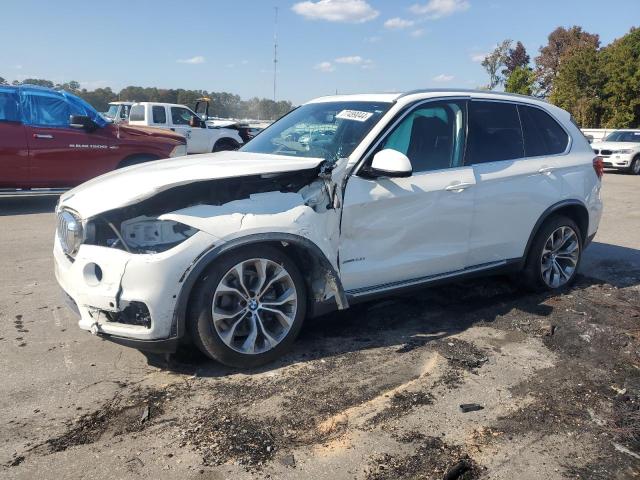 BMW X5 SDRIVE3 2017 with VIN 5UXKR2C3XH0X05706 - Photo from auction