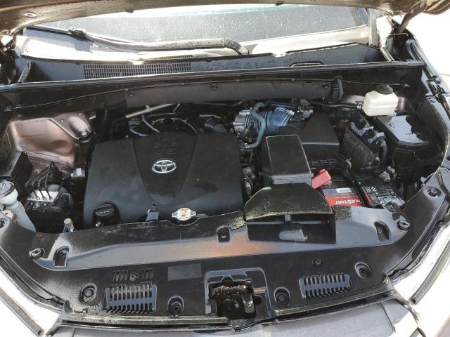 Photo 12 from auction – 2017 TOYOTA HIGHLANDER with VIN 5TDKZRFH5HS234305