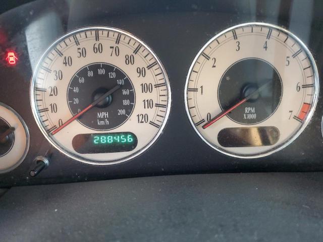 Photo 9 from auction – 2001 CHRYSLER TOWN & COU with VIN 2C8GP64L61R207886