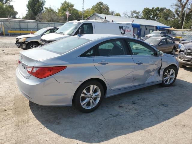 Photo 3 from auction – 2013 HYUNDAI SONATA SE with VIN 5NPEC4AC1DH540852