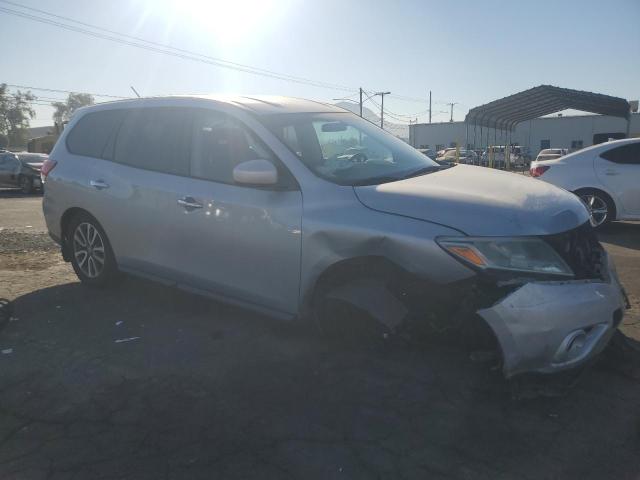 Photo 4 from auction – 2015 NISSAN PATHFINDER with VIN 5N1AR2MM7FC641958