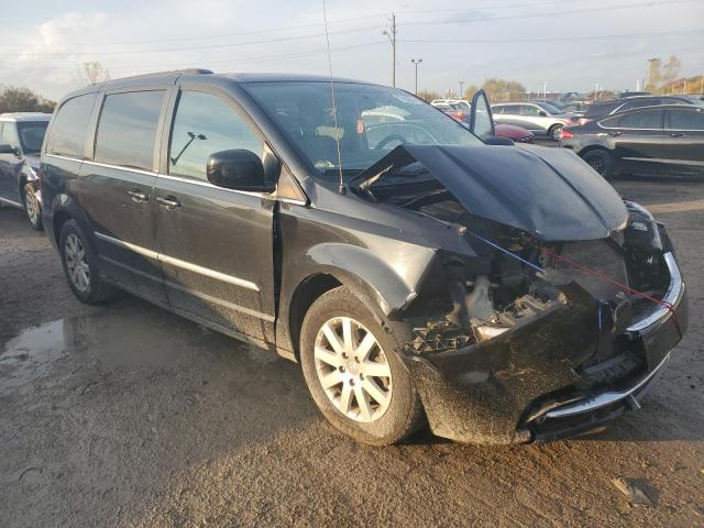 Photo 4 from auction – 2014 CHRYSLER TOWN & COU with VIN 2C4RC1BG4ER218440