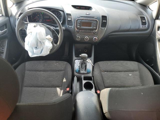 Photo 8 from auction – 2017 KIA FORTE LX with VIN 3KPFK4A77HE123501