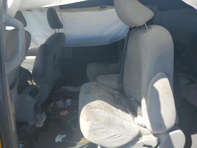 Photo 11 from auction – 2013 TOYOTA SIENNA LE with VIN 5TDKK3DC1DS283181