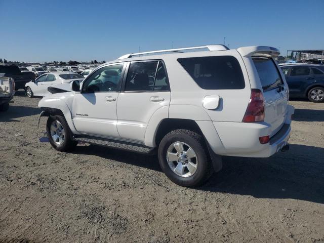 Photo 2 from auction – 2004 TOYOTA 4RUNNER SR with VIN JTEBU14R540052527