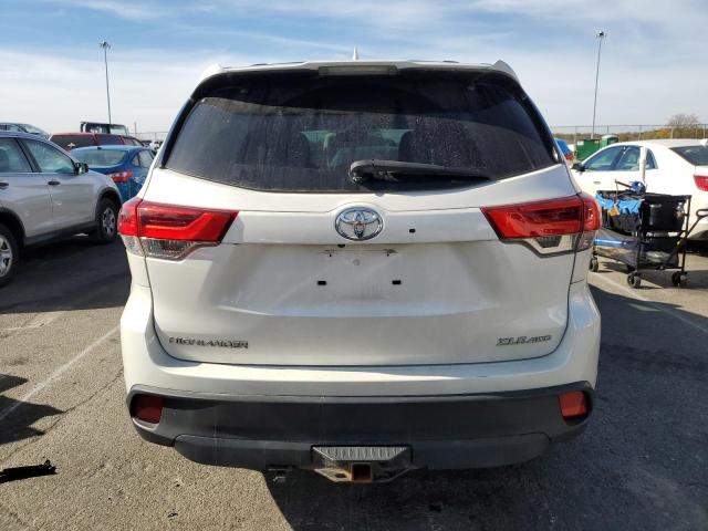 Photo 6 from auction – 2019 TOYOTA HIGHLANDER with VIN 5TDJZRFH2KS597941