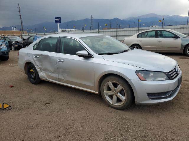 Photo 4 from auction – 2012 VOLKSWAGEN PASSAT SE with VIN 1VWBP7A39CC022911