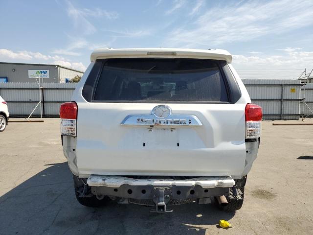 Photo 6 from auction – 2010 TOYOTA 4RUNNER SR with VIN JTEBU5JR0A5015640