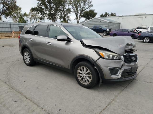 Photo 4 from auction – 2016 KIA SORENTO LX with VIN 5XYPG4A30GG037032