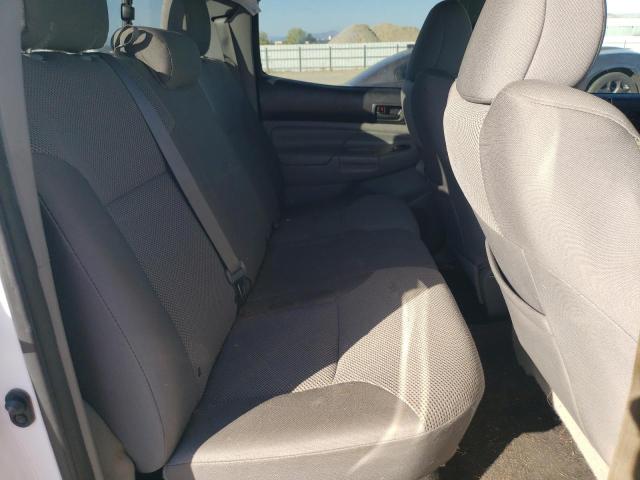 Photo 10 from auction – 2015 TOYOTA TACOMA DOU with VIN 3TMLU4EN2FM182688