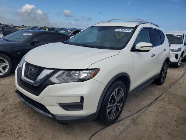 NISSAN ROGUE S 2019 with VIN JN8AT2MT9KW268397 - Photo from auction