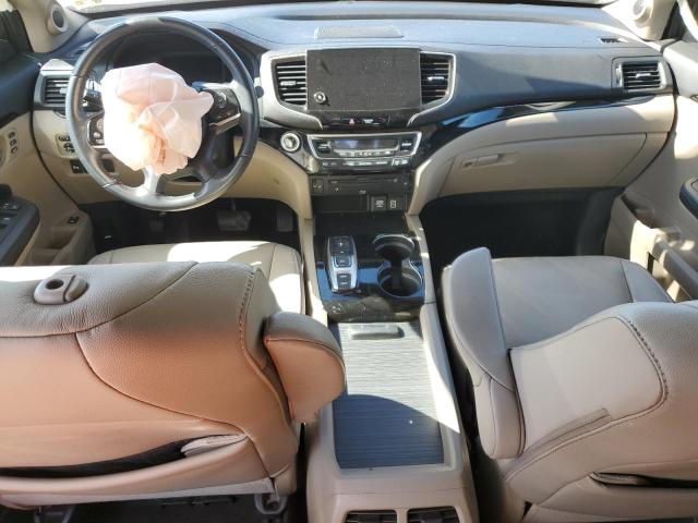 Photo 8 from auction – 2019 HONDA PILOT TOUR with VIN 5FNYF5H95KB044016