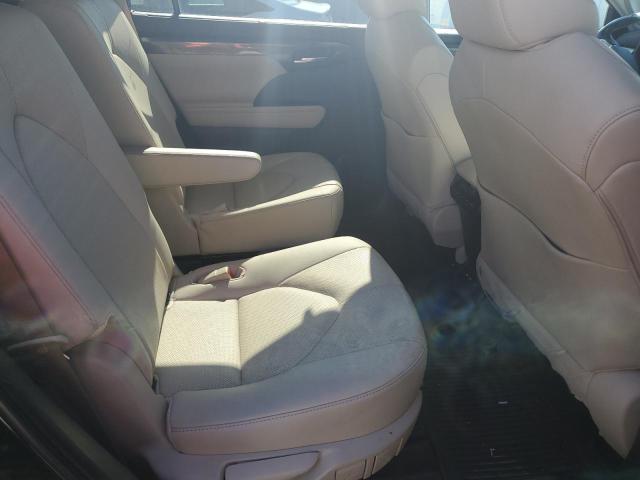 Photo 11 from auction – 2020 TOYOTA HIGHLANDER with VIN 5TDDZRBH8LS042321