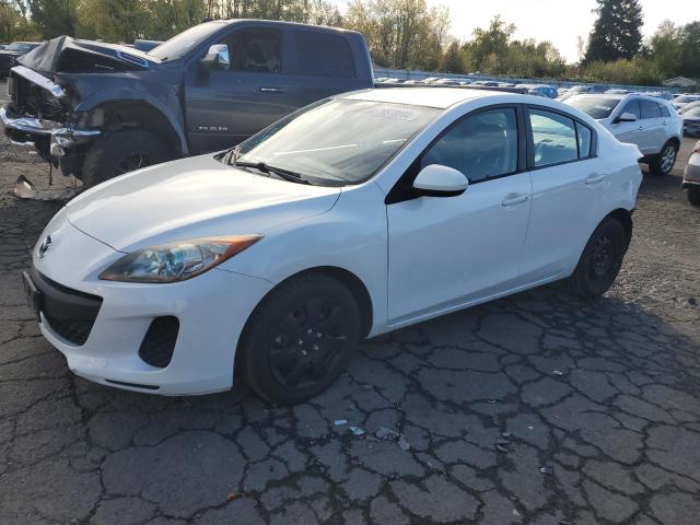 MAZDA 3 I 2013 with VIN JM1BL1U81D1704195 - Photo from auction