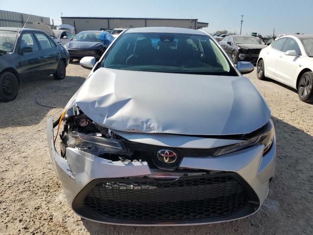 Photo 5 from auction – 2022 TOYOTA COROLLA LE with VIN 5YFEPMAE4NP318011
