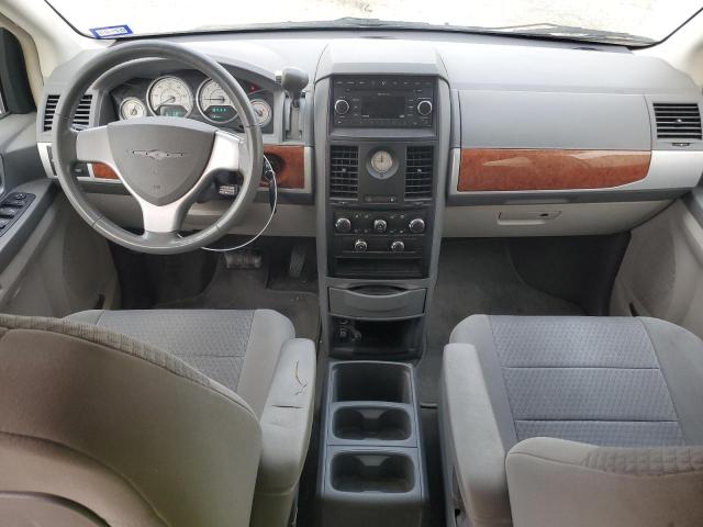 Photo 8 from auction – 2008 CHRYSLER TOWN & COU with VIN 2A8HR54P68R814788