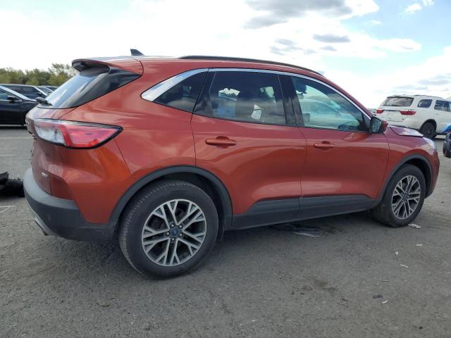 Photo 3 from auction – 2020 FORD ESCAPE SEL with VIN 1FMCU9H68LUA91297