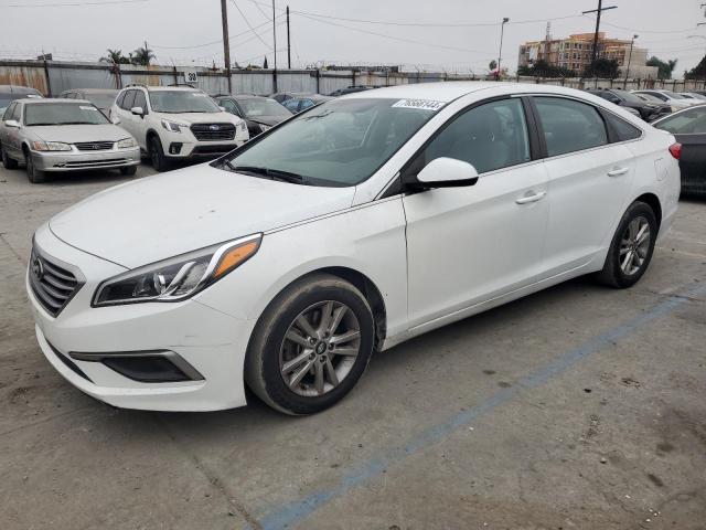 HYUNDAI SONATA SE 2017 with VIN 5NPE24AF4HH585013 - Photo from auction