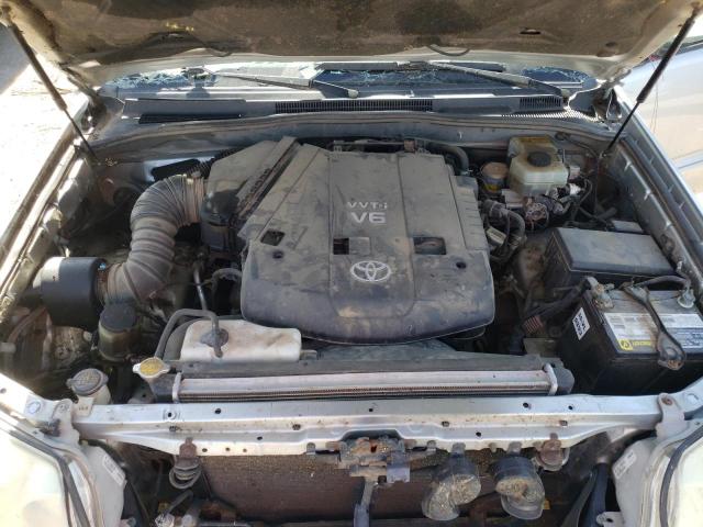 Photo 12 from auction – 2004 TOYOTA 4RUNNER SR with VIN JTEBU14R940027016