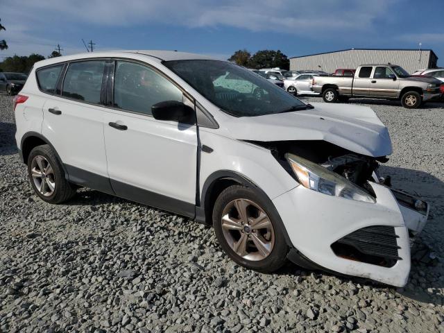 Photo 4 from auction – 2016 FORD ESCAPE S with VIN 1FMCU0F70GUC39018