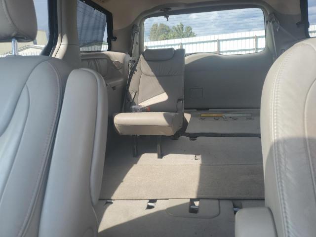 Photo 10 from auction – 2004 TOYOTA SIENNA XLE with VIN 5TDZA22C74S202036