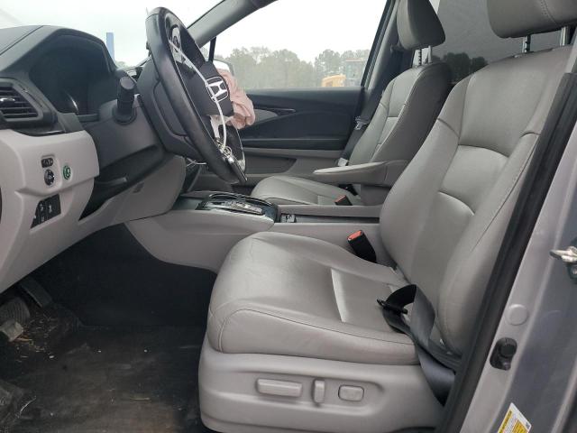 Photo 7 from auction – 2019 HONDA PILOT TOUR with VIN 5FNYF6H99KB083309