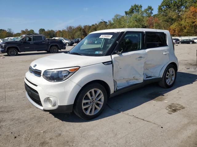 KIA SOUL + 2018 with VIN KNDJP3A50J7506450 - Photo from auction
