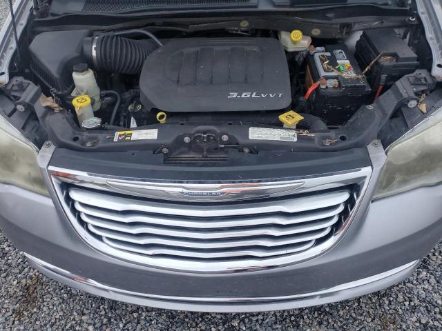 Photo 12 from auction – 2013 CHRYSLER TOWN & COU with VIN 2C4RC1CG5DR641539