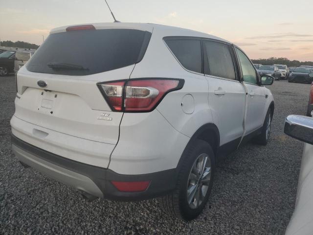Photo 3 from auction – 2017 FORD ESCAPE SE with VIN 1FMCU0G91HUB67845