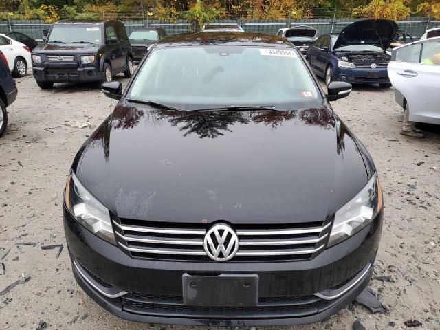 Photo 5 from auction – 2013 VOLKSWAGEN PASSAT S with VIN 1VWAP7A3XDC092155