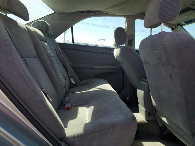 Photo 10 from auction – 2002 TOYOTA CAMRY LE with VIN JTDBE32K120015085