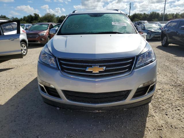 Photo 5 from auction – 2017 CHEVROLET TRAVERSE L with VIN 1GNKRGKD3HJ186329