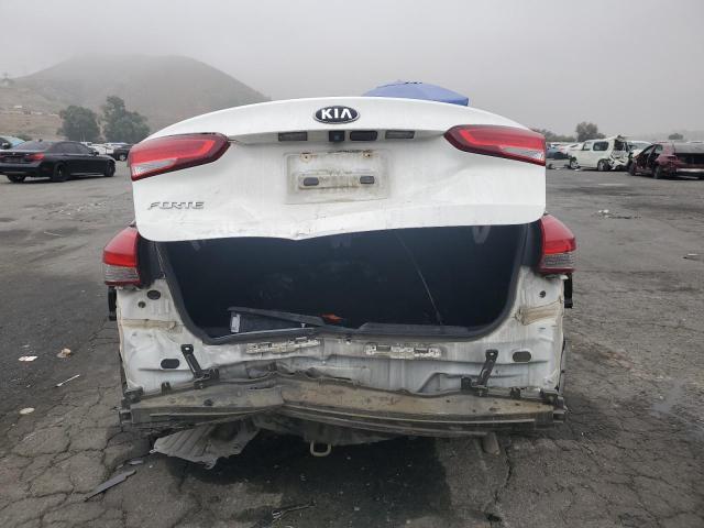 Photo 6 from auction – 2018 KIA FORTE LX with VIN 3KPFK4A72JE256933