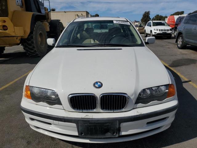 Photo 5 from auction – 2000 BMW 323 I with VIN WBAAM3344YFP71804