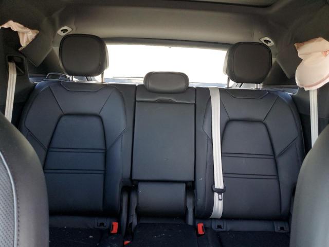 Photo 10 from auction – 2024 PORSCHE CAYENNE with VIN WP1AA2AY1RDA02409