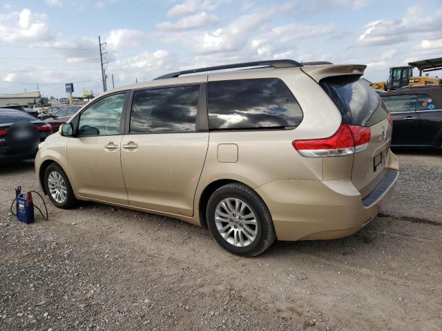 Photo 2 from auction – 2014 TOYOTA SIENNA XLE with VIN 5TDYK3DCXES521301