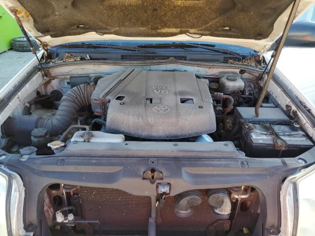 Photo 12 from auction – 2004 TOYOTA 4RUNNER SR with VIN JTEBU14RX40024237