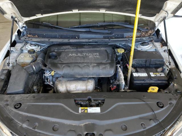 Photo 11 from auction – 2015 CHRYSLER 200 C with VIN 1C3CCCCB1FN576005