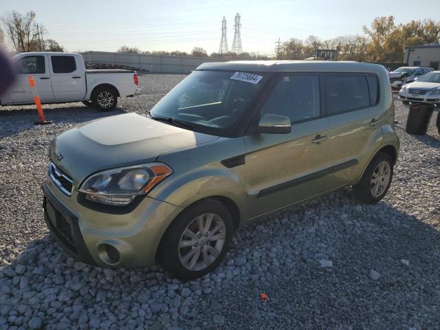 KIA SOUL + 2012 with VIN KNDJT2A6XC7374864 - Photo from auction