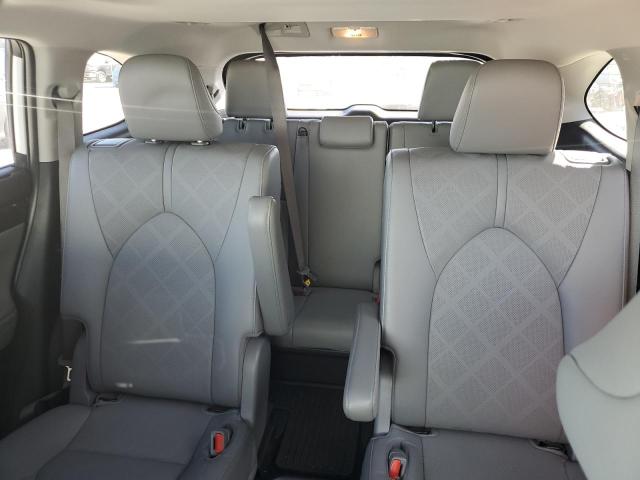 Photo 10 from auction – 2023 TOYOTA HIGHLANDER with VIN 5TDKDRBH6PS005943